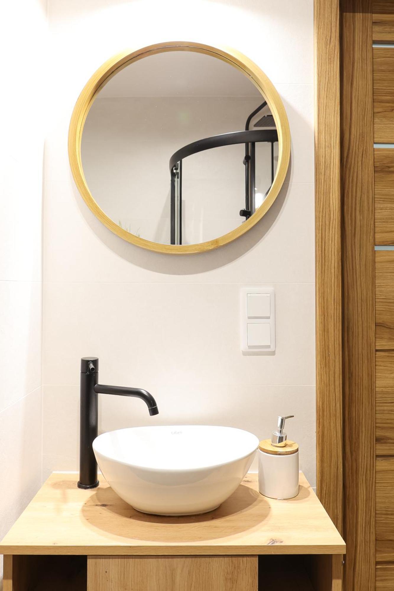 Strumienna Apartament クラクフ エクステリア 写真